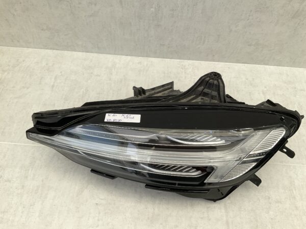 KOPLAMP VOLVO XC60 XC-60 FULL LED ACTIVE HIGH BEAM SYSTEM LINKS VO-8210