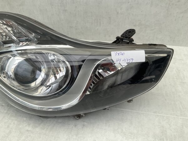 KOPLAMP HYUNDAI IX 20 IX 20 92102-1K3XX RECHTS HY-4759