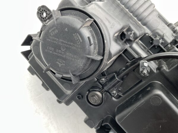 KOPLAMP HYUNDAI STARIA VAN 92102CG100 CG921-61080 H05R US4 RECHTS HY-8341