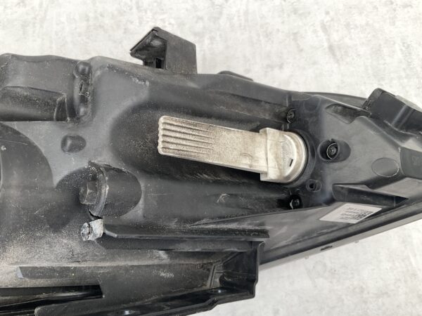 KOPLAMP HYUNDAI I30 92102G4020  RECHTS HY-5205