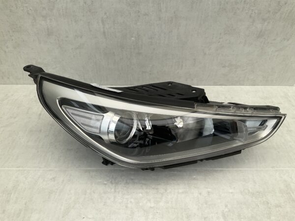 KOPLAMP HYUNDAI I30 LED 92102G4020 RECHTS HY-5332