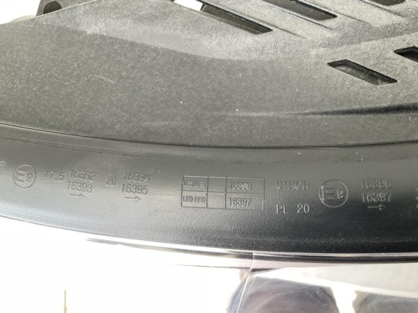KOPLAMP HYUNDAI I30 LED 92102G4020 RECHTS HY-5332