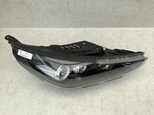 KOPLAMP HYUNDAI I30 G12R LED G4921-21060 RECHTS HY-5514