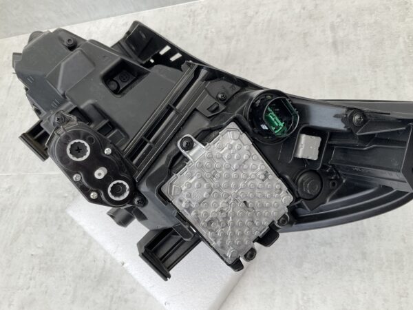KOPLAMP HYUNDAI I30 G12R LED G4921-21060 RECHTS HY-5514