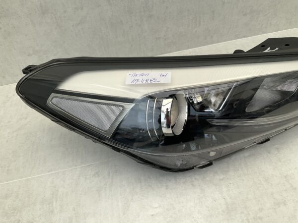 KOPLAMP HYUNDAI TUCSON 92102D7100 RECHTS HY-4882