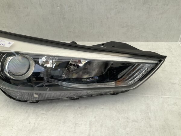 KOPLAMP HYUNDAI TUCSON 92102D7100 RECHTS HY-4882