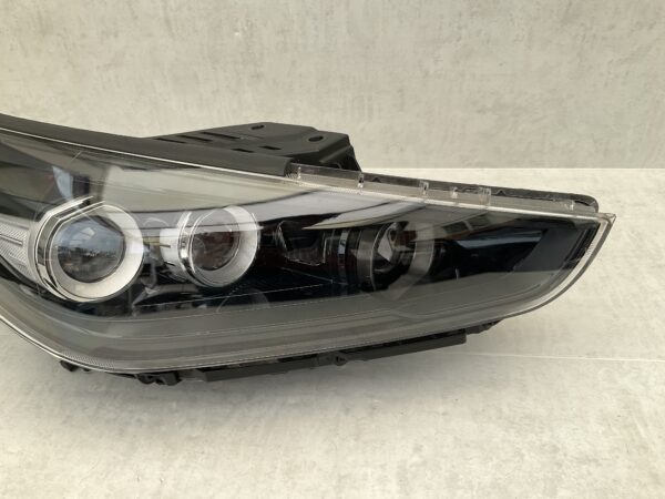 KOPLAMP HYUNDAI I30 G12R LED G4921-21060 RECHTS HY-5514