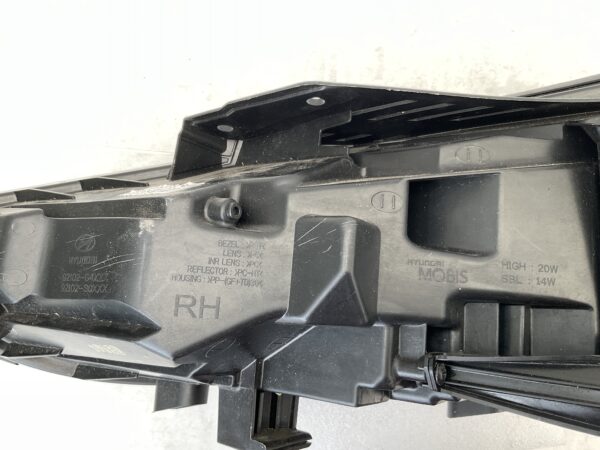 KOPLAMP HYUNDAI I30 G12R LED G4921-21060 RECHTS HY-5514