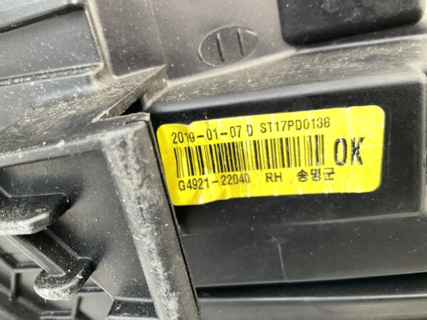 KOPLAMP HYUNDAI I30 G12R LED G4921-21060 RECHTS HY-5514