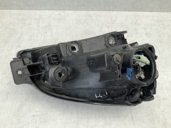 KOPLAMP HYUNDAI TUCSON HALOGEEN 921012EXXX  LINKS HY-8067