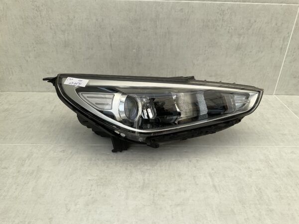 KOPLAMP HYUNDAI I30 92102G4020 RECHTS HY-4591