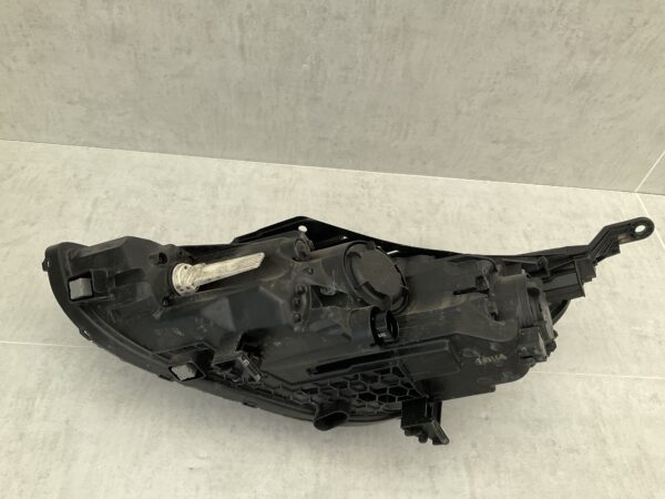 KOPLAMP HYUNDAI I30 92102G4020 RECHTS HY-4591
