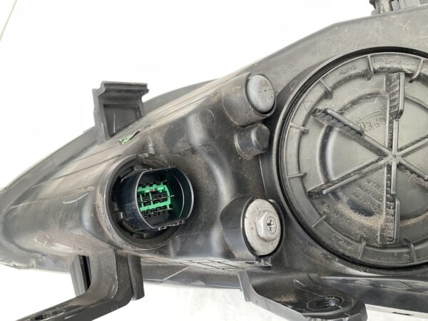 KOPLAMP HYUNDAI I30 LED 92101-A6060 LINKS HY-4460