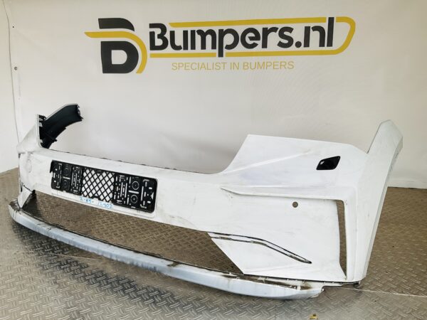 Bumper Skoda Enyaq 4 5LA kls pdc 2021-2024 5LA807221 Voorbumper 2-H5-13902z