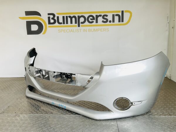 Bumper Peugeot 208 12-16 967279447700 Voorbumper 2-J2-13958z