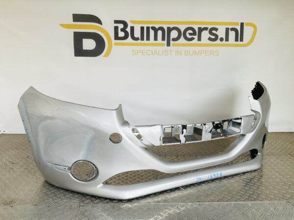 Bumper Peugeot 208 12-16 967279447700 Voorbumper 2-J2-13958z