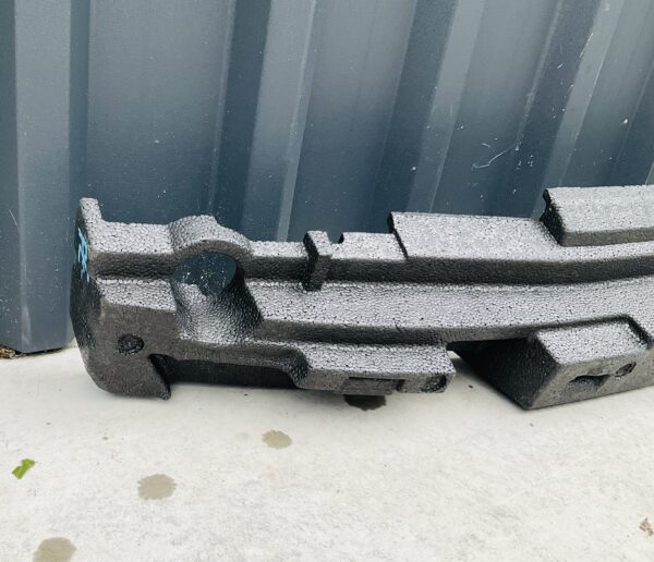 Bumper Beugel Peugeot 2008 9825813980 Voorfront PE-21361