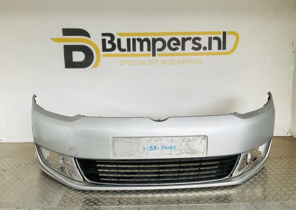 Bumper Volkswagen Touran 10-16 1T0807221 M-AA Voorbumper 1-B8-14002z