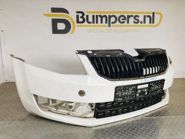 Bumper Skoda Octavia 5E 2021-2023 5E0807221 Voorbumper 2-H2-14004z