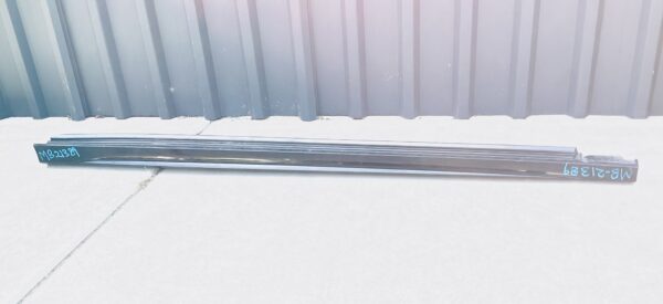 Dorpel Mercedes A Klasse W177 A1776904601 Zijskirt Rechts  MB-21389