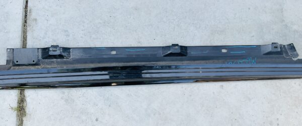 Dorpel Mercedes A Klasse W177 A1776904601 Zijskirt Rechts  MB-21389