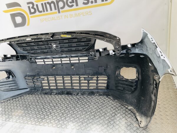 Bumper Peugeot Partner 9816765680 Voorbumper 1-J5-14019z