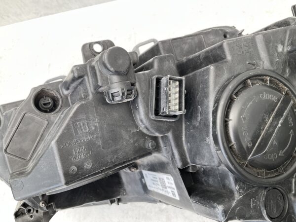KOPLAMP OPEL ASTRA K LED 39047198 LINKS OP-4262