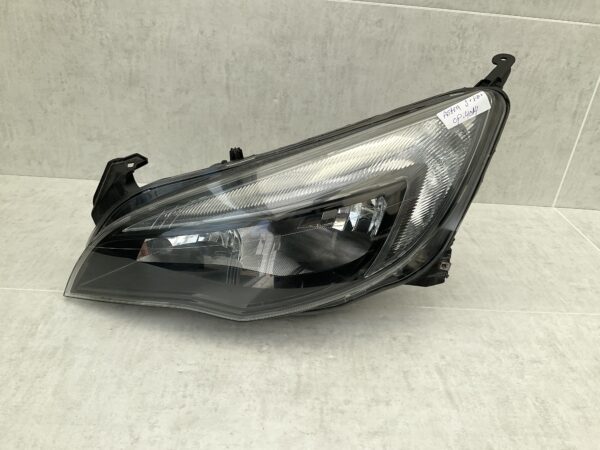 KOPLAMP OPEL ASTRA J 09-12 LED 1EG010011-61 LINKS OP-4014