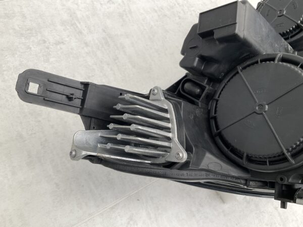 KOPLAMP OPEL CROSSLAND X HALOGEEN LED 13467967 LINKS OP-4448