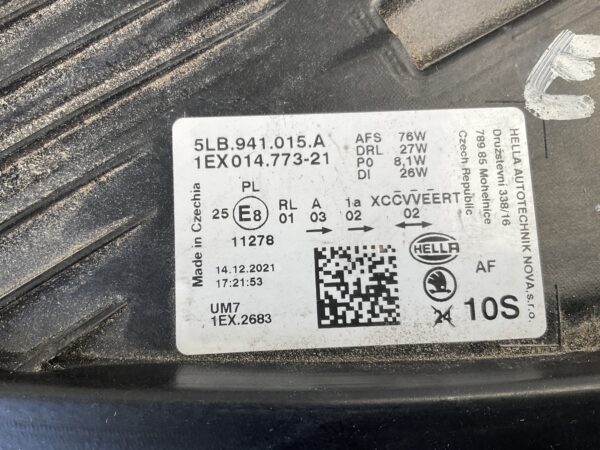 KOPLAMP SKODA ENYAQ CRYSTAL LED 5LB941015A LINKS SK-8454