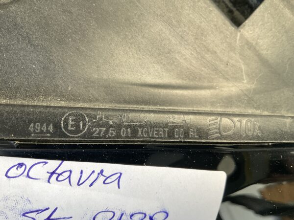 KOPLAMP SKODA OCTAVIA CRYSTAL LIGHTING LED 5E4941016A  RECHTS SK-8138