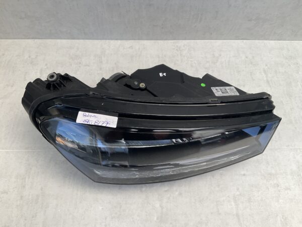 KOPLAMP SKODA FABIA MK5 CRYSTAL LIGHTING 6VB941016  RECHTS SK-8177