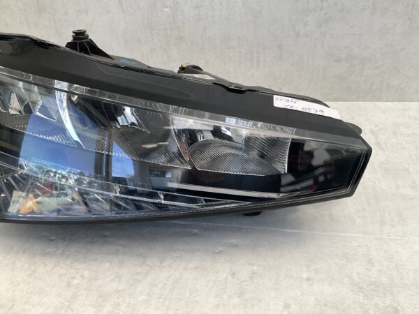 KOPLAMP SKODA SCALA H7 LED CRYSTAL LIGHTING 57941016 90176072 RECHTS SK-8379