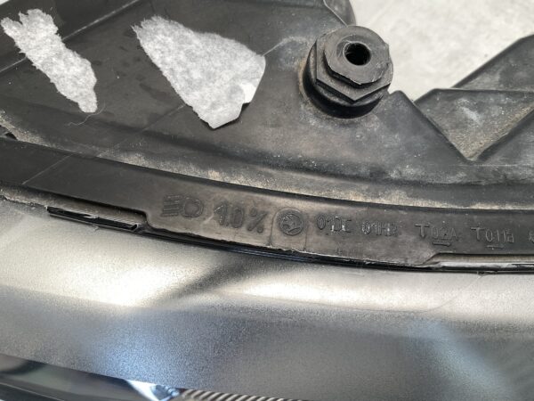 KOPLAMP SKODA RAPID XENON 5J 5JB941015A LINKS SK-8075