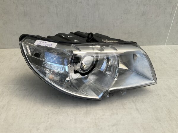KOPLAMP SKODA SUPERB XENON 3T1941016E RECHTS SK-5484
