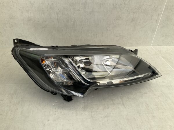 KOPLAMP FIAT DUCATO CITROEN JUMPY BOXER 01394420080 RECHTS FI-8361