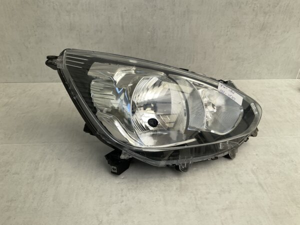 KOPLAMP MITSUBISHI SPACESTAR 14-17 HALOGEEN 8301C194 LINKS MI-1543