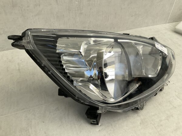 KOPLAMP MITSUBISHI SPACESTAR 14-17 HALOGEEN 8301C194 LINKS MI-1543