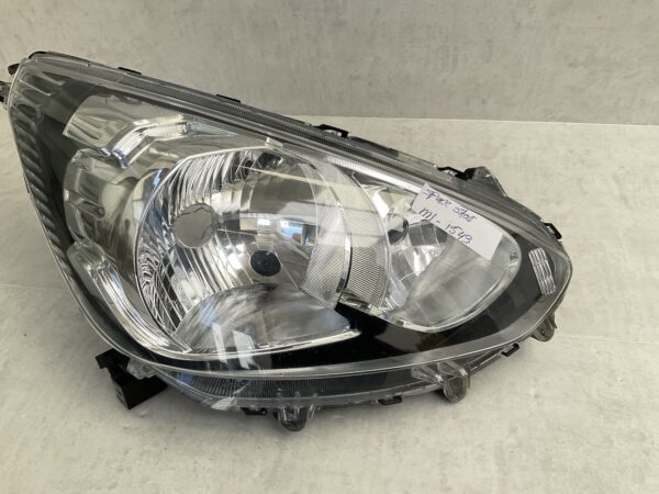 KOPLAMP MITSUBISHI SPACESTAR 14-17 HALOGEEN 8301C194 LINKS MI-1543