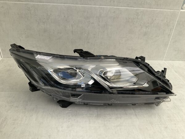 KOPLAMP MITSUBISHI ECLIPSE CROSS 17-20 LED RECHTS MI-8407
