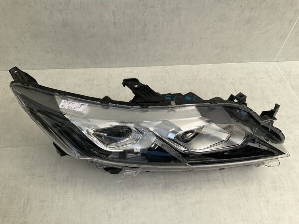 KOPLAMP MITSUBISHI ECLIPSE CROSS 17-20 LED RECHTS MI-8407
