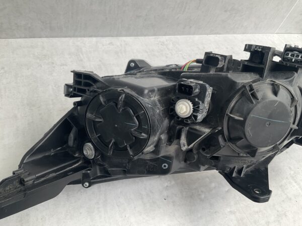 KOPLAMP MITSUBISHI L-200 L200 PICKUP 8301D378 RECHTS MI-8134