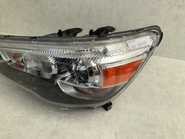 KOPLAMP MITSUBISHI ASX XENON 8301B587 LINKS MI-8224