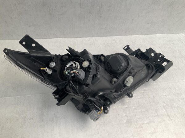 KOPLAMP MAZDA 3 LED 07031510 LINKS MA-8469