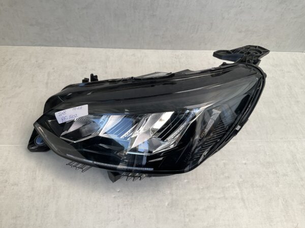 KOPLAMP PEUGEOT 208 2008 19-23 LED 90200117 450994 LINKS PE-1402