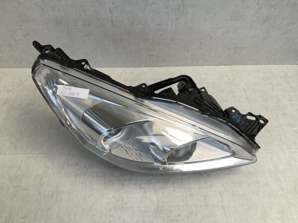 KOPLAMP PEUGEOT 508 XENON LED 9687580580 RECHTS PE-8409