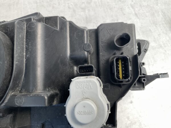 KOPLAMP PEUGEOT 508 XENON LED 9687580580 RECHTS PE-8409
