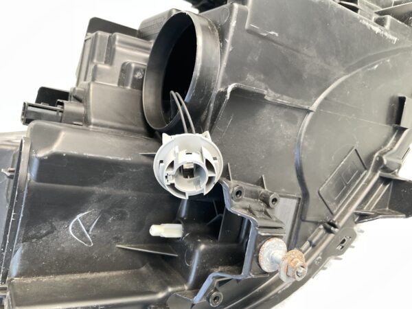 KOPLAMP PEUGEOT 208 2008 19-23 LED 90200109 9833036380 LINKS PE-1404