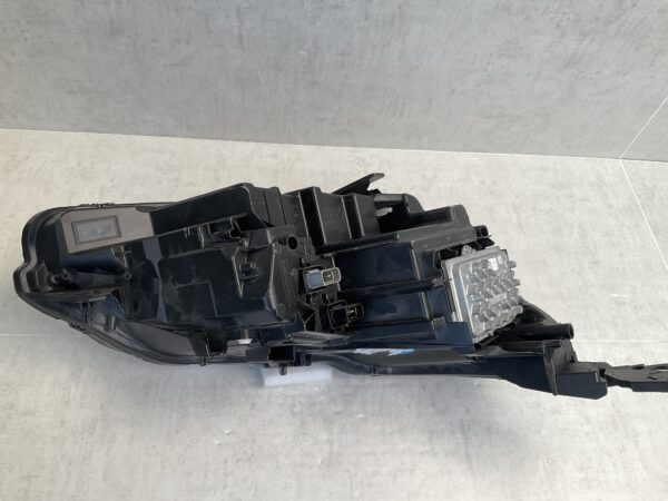 KOPLAMP PEUGEOT 3008 21-23 FULL LED TECHNOLOGY 89914773 LINKS PE-4838