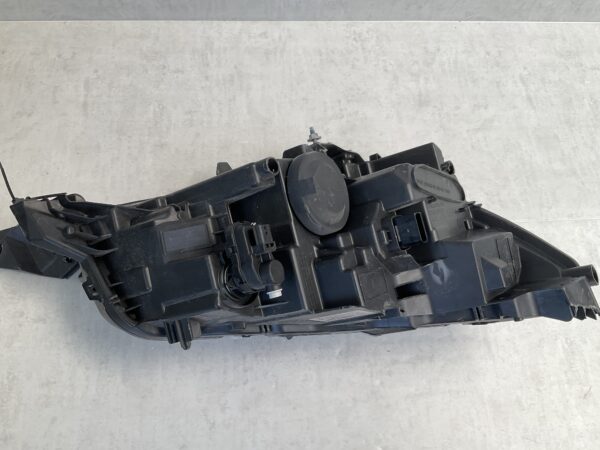 KOPLAMP PEUGEOT 208 2008 19-23 LED 90200109 9833036380 LINKS PE-1403